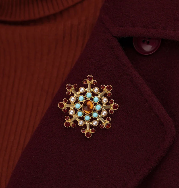 Baroque Vintage Gold Color Crystal Pearls Pin Brooches Gem Hollow Geometric Rectangle Brooch Collar for Women Jewelry